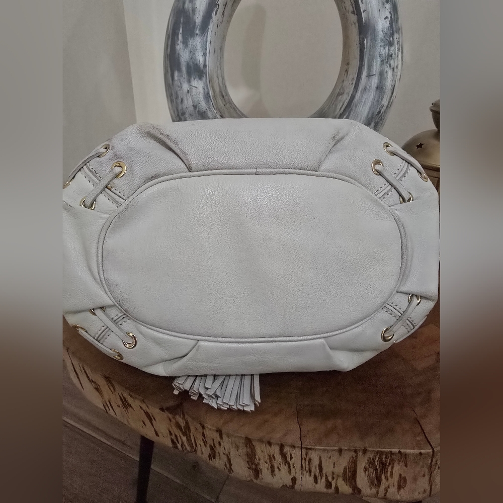 ✨️RARE✨️Michael Kors Cream Hobo Bag - Picture 4 of 8
